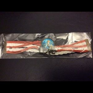 Frozen bracelet in orange & white